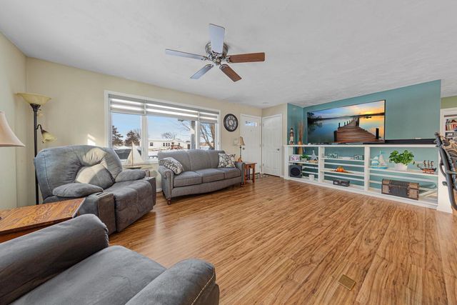 5414 Elkton Trail, Faribault, MN 55021