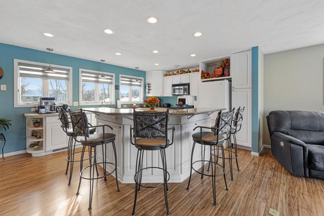 5414 Elkton Trail, Faribault, MN 55021