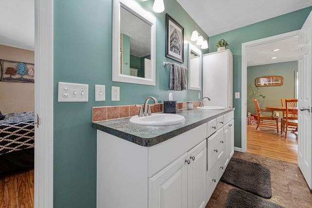 5414 Elkton Trail, Faribault, MN 55021