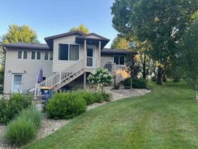 5414 Elkton Trail, Faribault, MN 55021