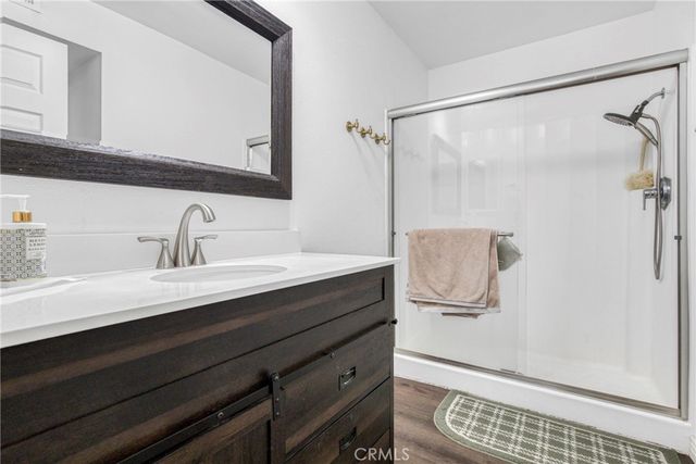 9000 Vanalden, Northridge, CA 91324