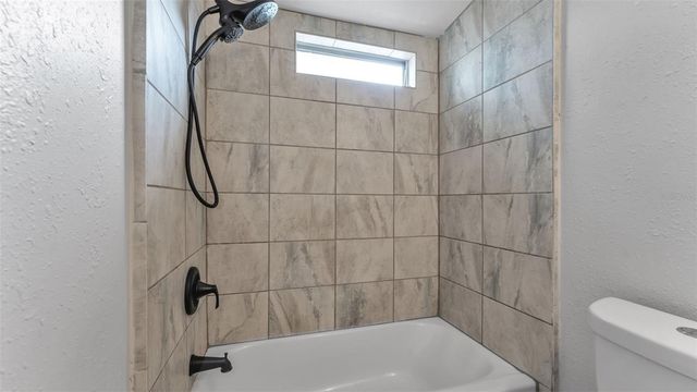 4910 ROLLINGLEN LOOP E, Lakeland, FL 33810