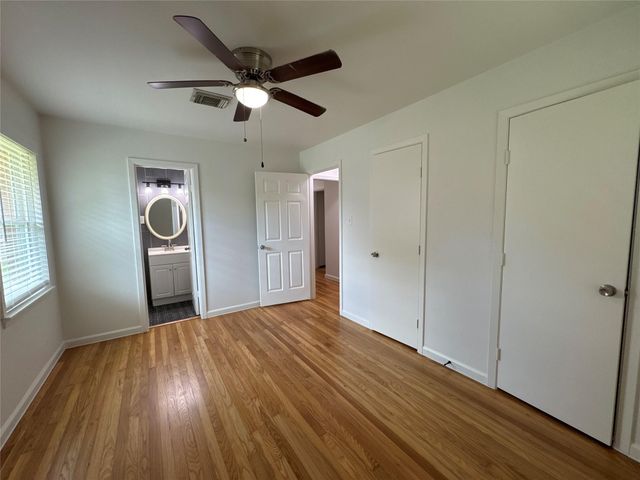 8733 Lugary Drive, Houston, TX 77074