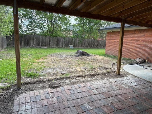 8733 Lugary Drive, Houston, TX 77074