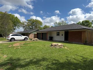 8733 Lugary Drive, Houston, TX 77074