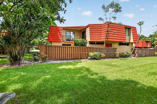 8099 Severn Drive D, Boca Raton, FL 33433