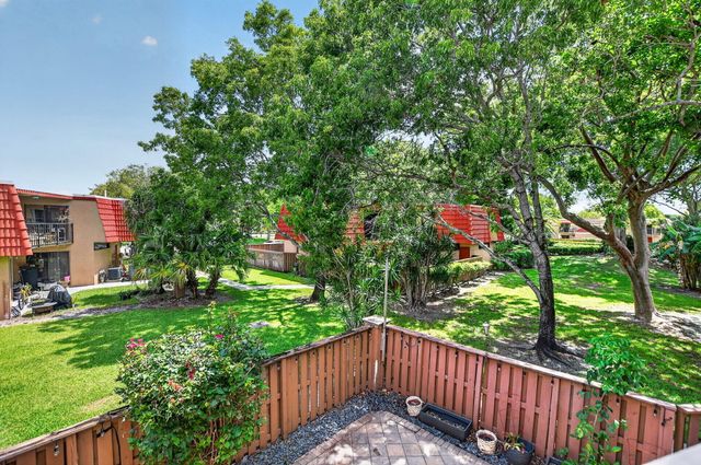 8099 Severn Drive D, Boca Raton, FL 33433