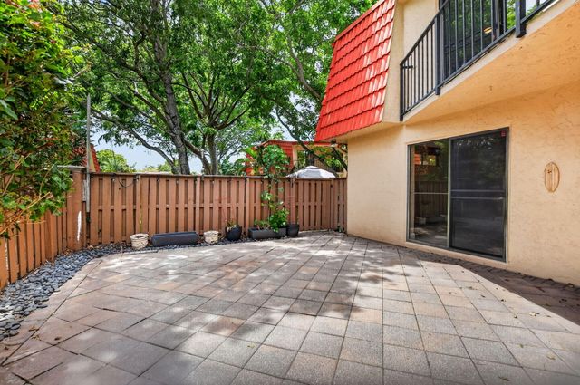 8099 Severn Drive D, Boca Raton, FL 33433