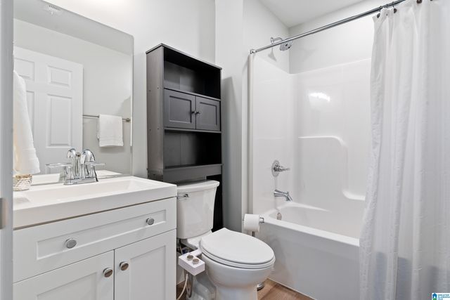 637 EMERALD TRACE, Chelsea, AL 35043