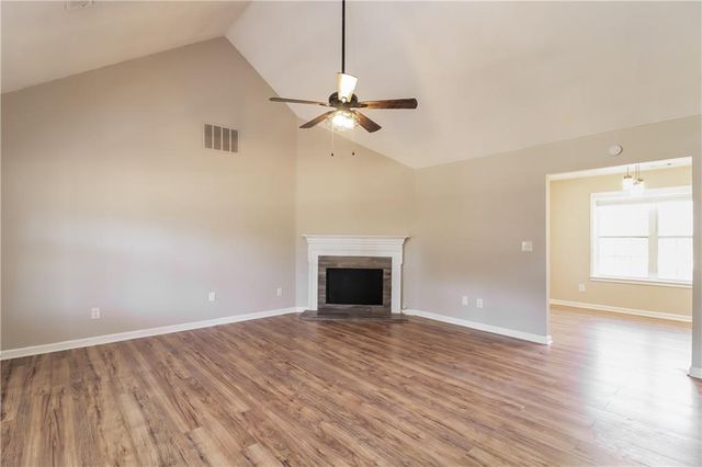 171 Country Meadows Court, Mcdonough, GA 30252