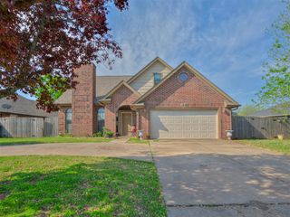 1828 NW 176th Street, Edmond, OK 73012