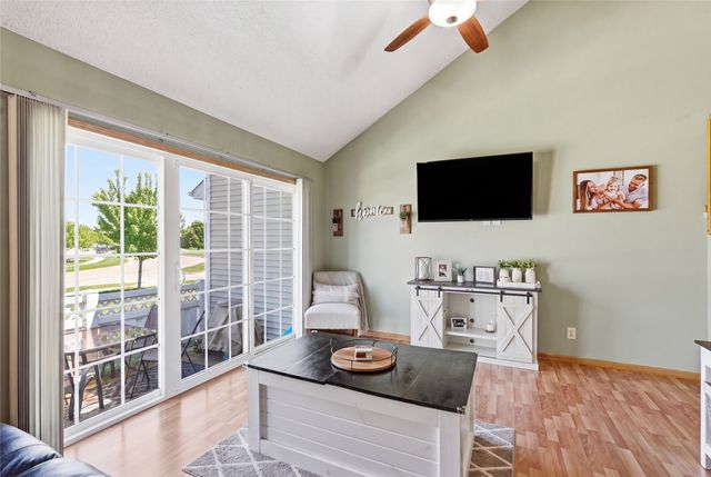 2504 NW Heritage Avenue, Ankeny, IA 50023