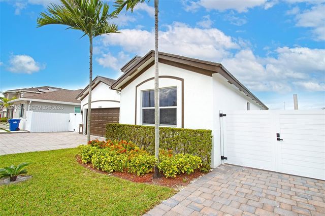 27440 SW 135th Ave Rd, Homestead, FL 33032