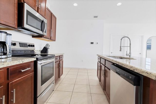 27440 SW 135th Ave Rd, Homestead, FL 33032