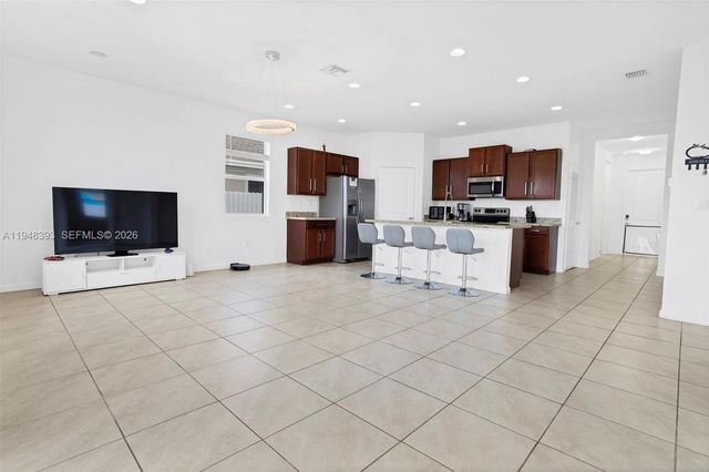 27440 SW 135th Ave Rd, Homestead, FL 33032