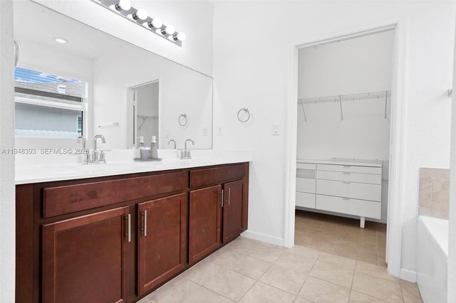 27440 SW 135th Ave Rd, Homestead, FL 33032