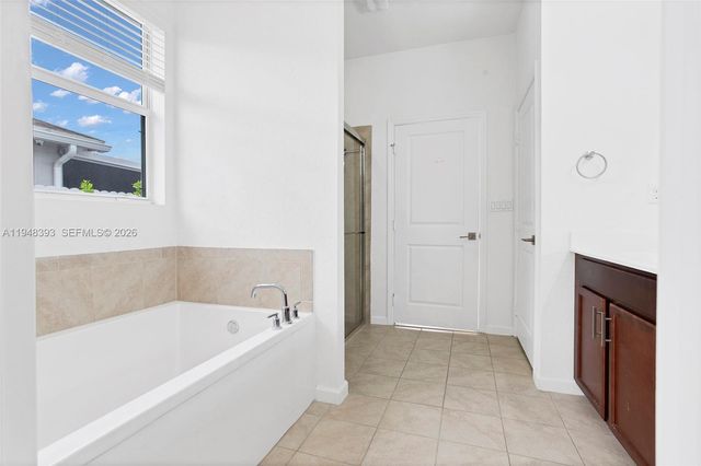 27440 SW 135th Ave Rd, Homestead, FL 33032