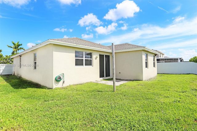 27440 SW 135th Ave Rd, Homestead, FL 33032