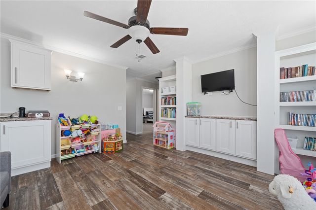 5884 County Road 2047, Odem, TX 78370