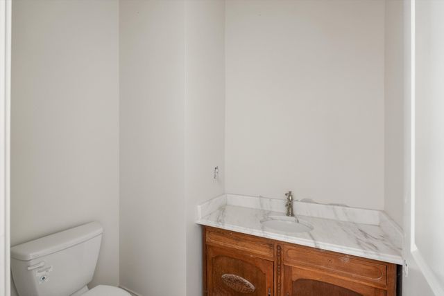 971 Palmer Rd, Lebanon, TN 37090