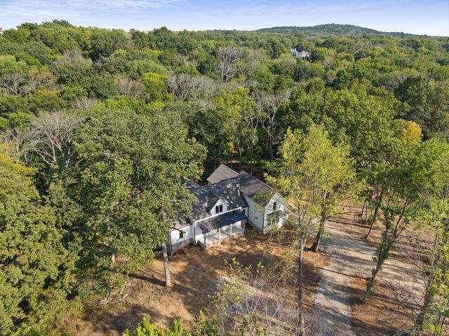 971 Palmer Rd, Lebanon, TN 37090