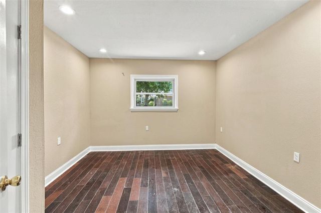 330 Arlington Drive, Lake Charles, LA 70605