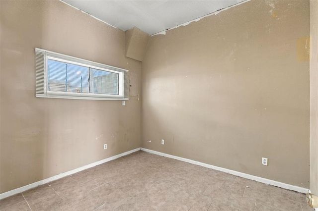 330 Arlington Drive, Lake Charles, LA 70605