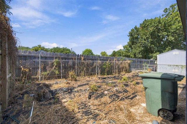 330 Arlington Drive, Lake Charles, LA 70605