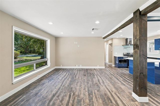 330 Arlington Drive, Lake Charles, LA 70605