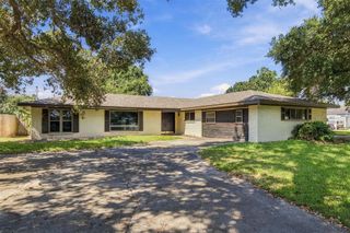 330 Arlington Drive, Lake Charles, LA 70605
