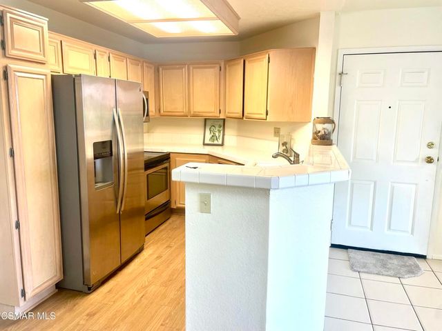 631 Oak Run Trail Tl205, Oak Park, CA 91377