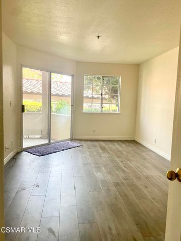 631 Oak Run Trail Tl205, Oak Park, CA 91377