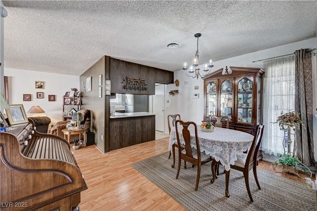 4130 Royalhill Avenue, Las Vegas, NV 89121