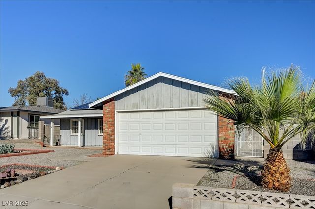 4130 Royalhill Avenue, Las Vegas, NV 89121