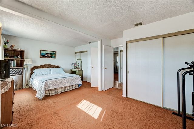 4130 Royalhill Avenue, Las Vegas, NV 89121