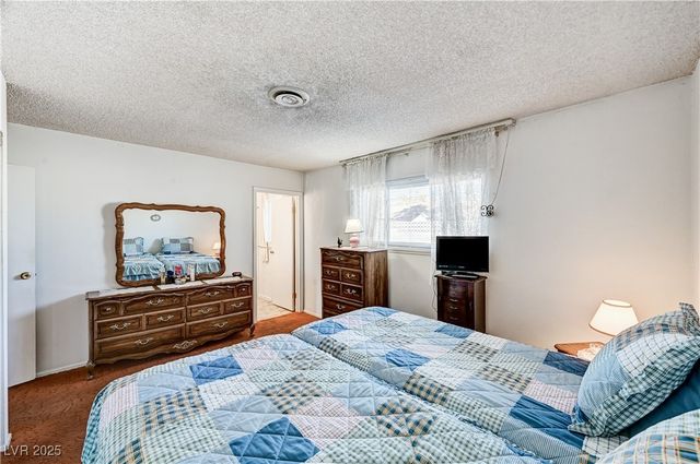 4130 Royalhill Avenue, Las Vegas, NV 89121