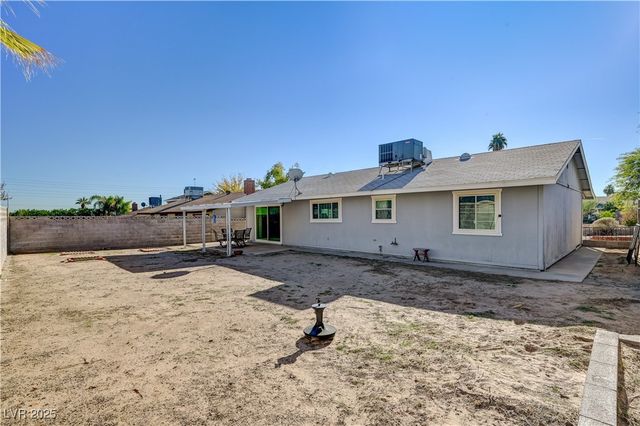 4130 Royalhill Avenue, Las Vegas, NV 89121
