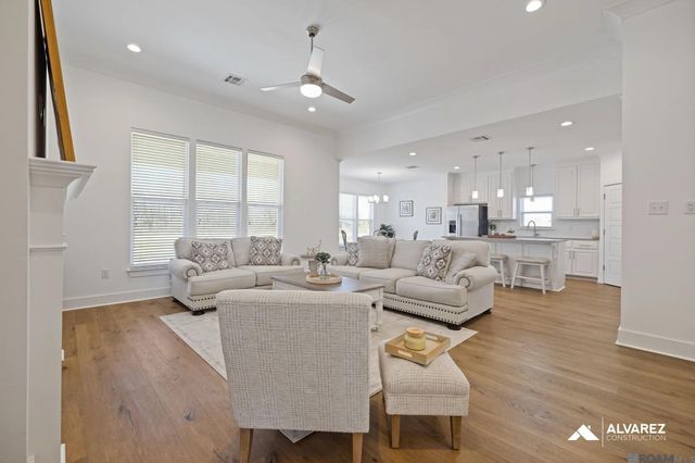14349 Belle Maison Dr, Gonzales, LA 70737