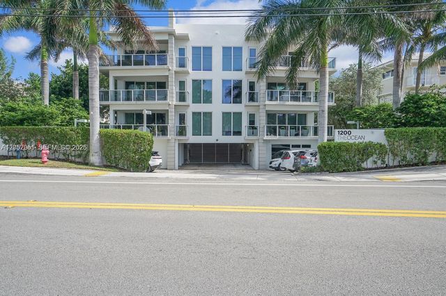 1200 Hillsboro Mile 1303 1303, Hillsboro Beach, FL 33062