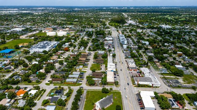 1275 SW 36th Ave, Fort Lauderdale, FL 33312