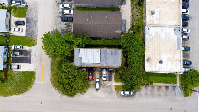 1275 SW 36th Ave, Fort Lauderdale, FL 33312