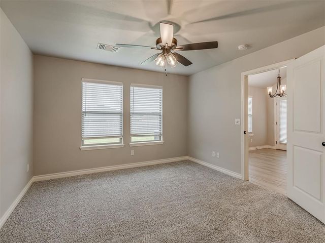 371 Park Lane, Harrah, OK 73045