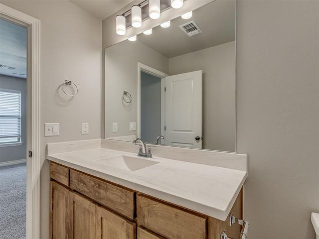 371 Park Lane, Harrah, OK 73045
