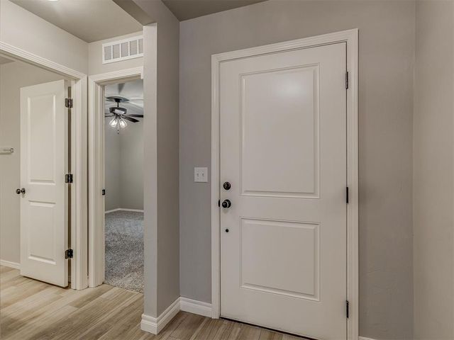 371 Park Lane, Harrah, OK 73045