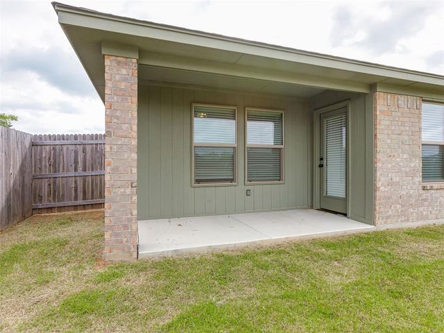 371 Park Lane, Harrah, OK 73045