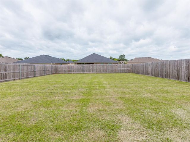 371 Park Lane, Harrah, OK 73045