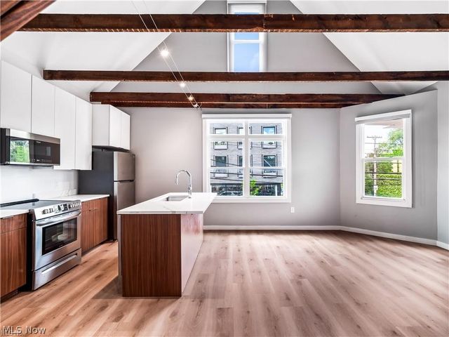2401 Scranton Road A, Cleveland, OH 44113