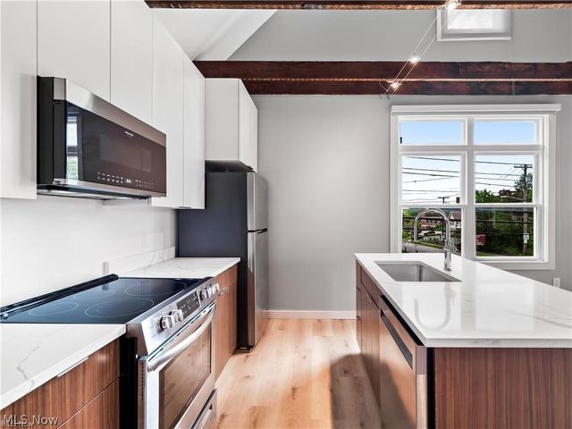 2401 Scranton Road A, Cleveland, OH 44113