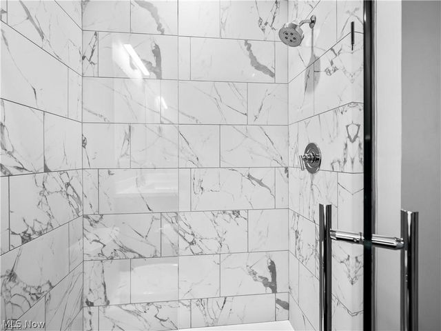2401 Scranton Road A, Cleveland, OH 44113