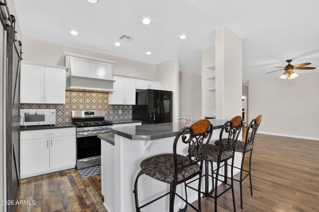 15402 N 169TH Avenue, Surprise, AZ 85388